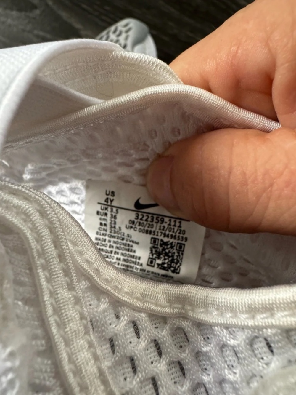 4Y Kids Nike Rifts - Picture 5 of 5